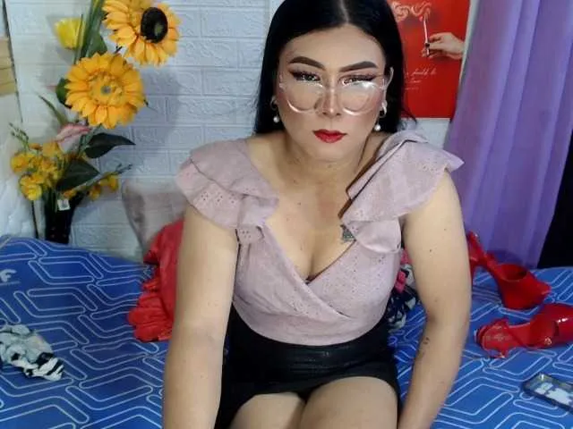 Live sex webcam photo for HotPinay24 #276702252