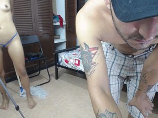 Live sex webcam photo for HotPocahontas #160359630