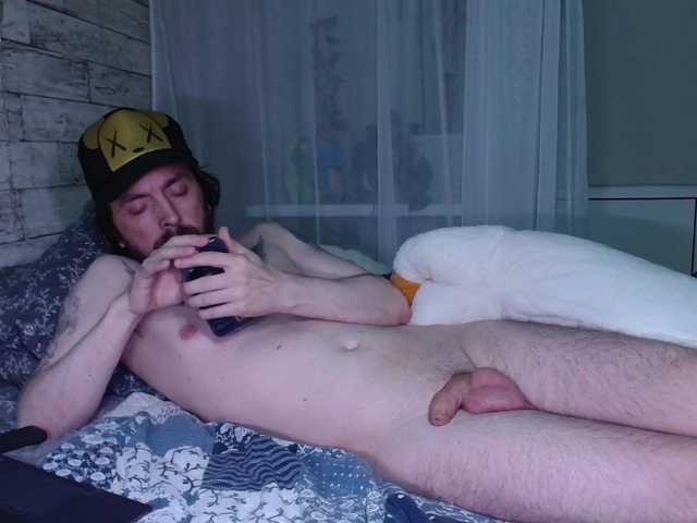 Live sex webcam photo for HotRomario #290848824