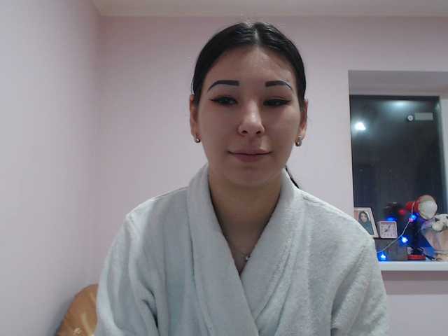 Live sex webcam photo for HotRose01 #271982654