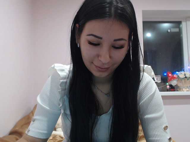 Live sex webcam photo for HotRose01 #272011666