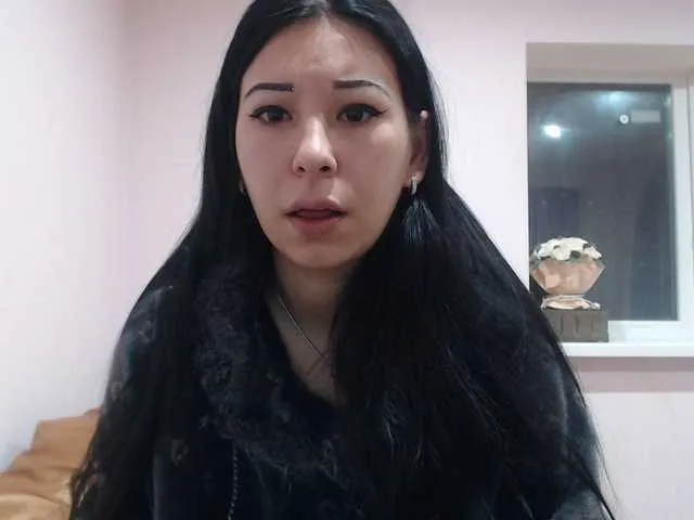 Live sex webcam photo for HotRose01 #272404471