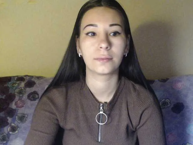 Live sex webcam photo for HotRose01 #273044428