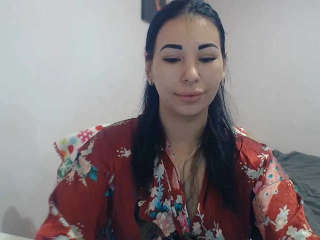 Live sex webcam photo for HotRose01 #276903145