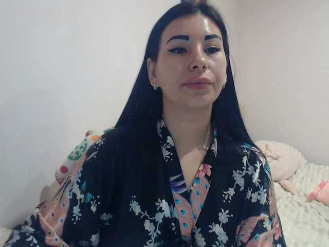 Live sex webcam photo for HotRose01 #277634902