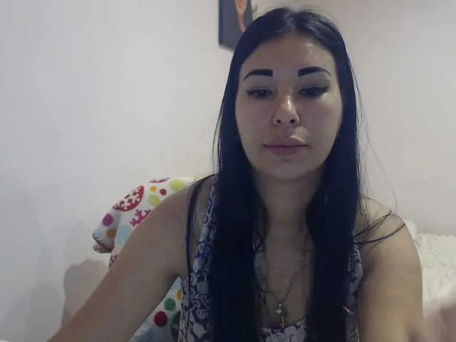 Live sex webcam photo for HotRose01 #278064664