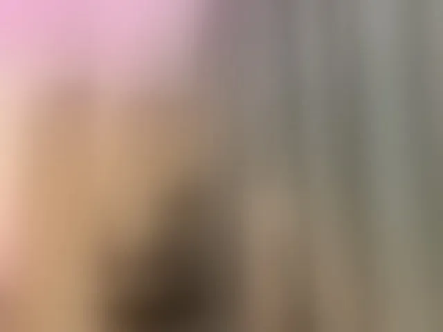 Live sex webcam photo for Hotangel75 #293878442
