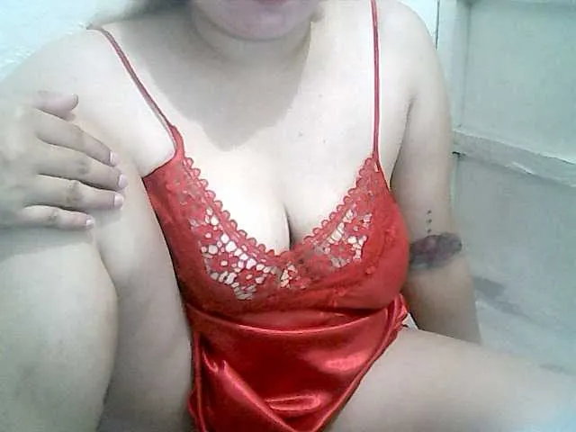 Live sex webcam photo for Hotboobies19 #291270765