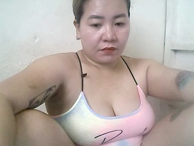 Live sex webcam photo for Hotboobies19 #291297919