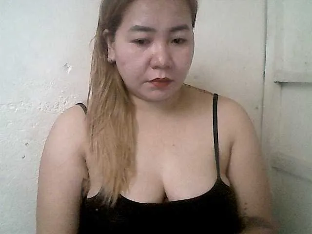 Live sex webcam photo for Hotboobies19 #291533192