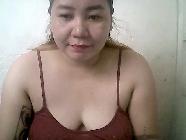 Live sex webcam photo for Hotboobies19 #292046831