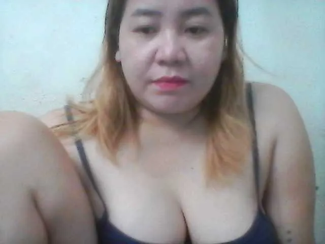 Live sex webcam photo for Hotboobies19 #292106252