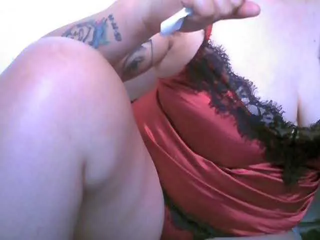Live sex webcam photo for Hotboobies19 #293175846