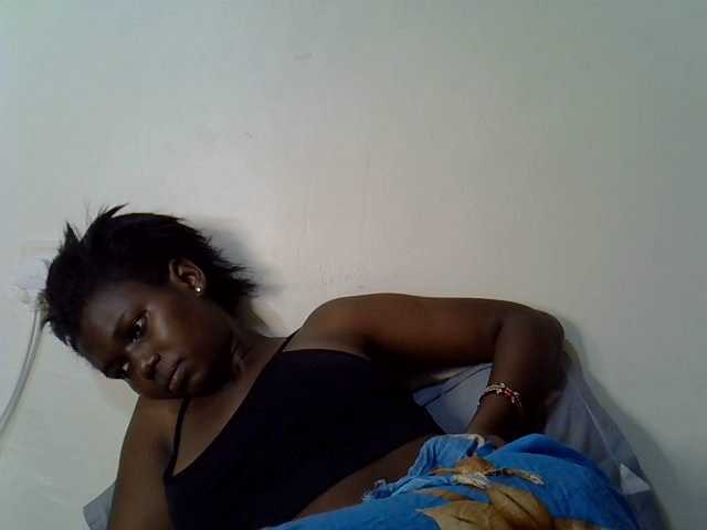 Live sex webcam photo for Hotcumqueen #278009128