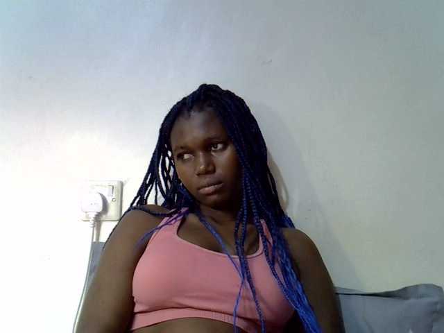 Live sex webcam photo for Hotcumqueen #278097501