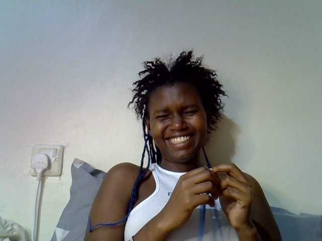 Live sex webcam photo for Hotcumqueen #278149858