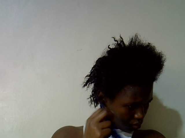 Live sex webcam photo for Hotcumqueen #278153186