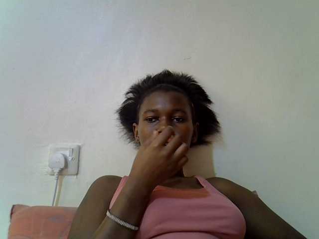 Live sex webcam photo for Hotcumqueen #278174340