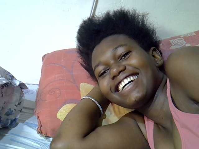 Live sex webcam photo for Hotcumqueen #278203879