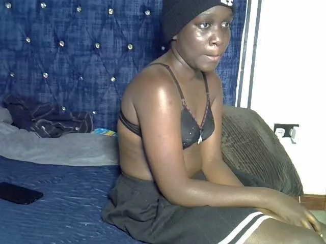 Live sex webcam photo for Hotebony01 #293299713