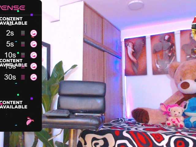 Live sex webcam photo for Hotgiirl-1 #291875158