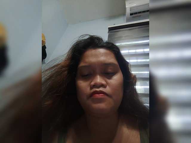 Live sex webcam photo for Hotnwetmama4u #291368266