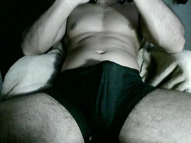 Live sex webcam photo for Hotsexyman48953 #291457159