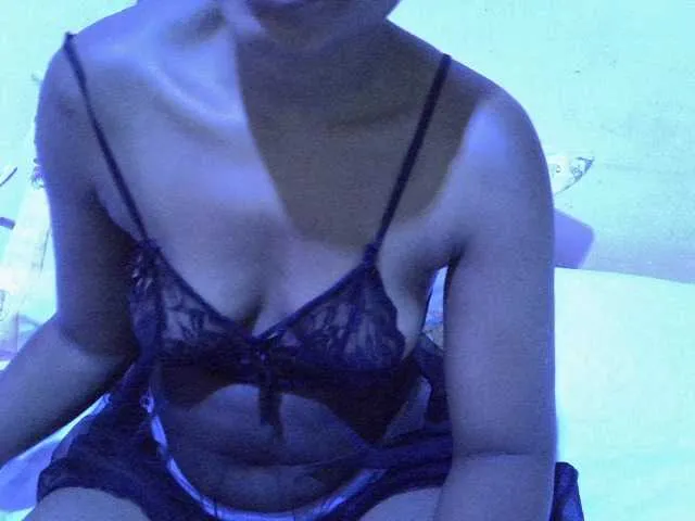 Live sex webcam photo for Hotshant #276557748