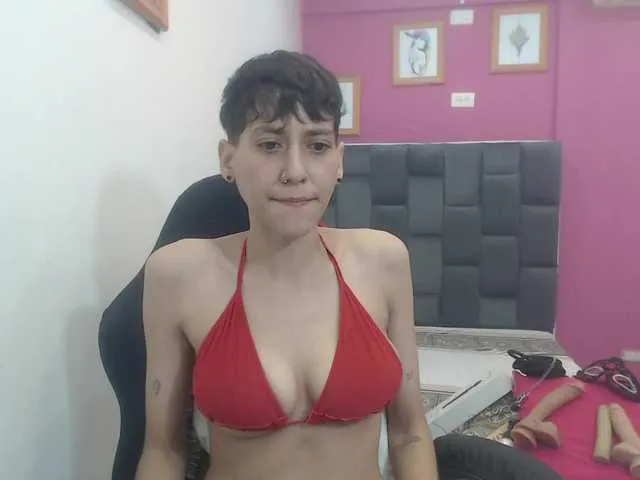 Live sex webcam photo for HottAlexxxa #292374494
