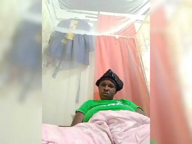 Live sex webcam photo for HotterMissB #278236074