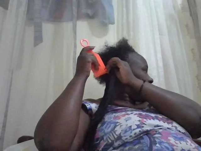 Live sex webcam photo for HotterMissB #289731035