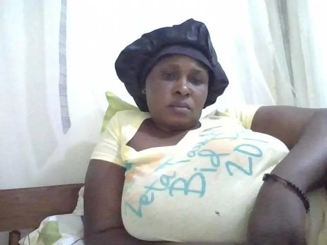 Live sex webcam photo for HotterMissB #289793901