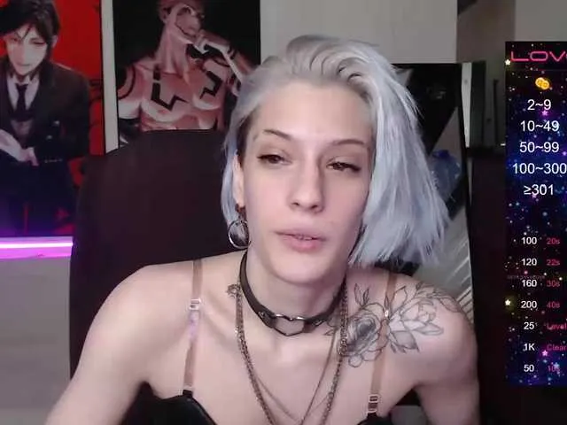 Live sex webcam photo for HottiDevil #276818999