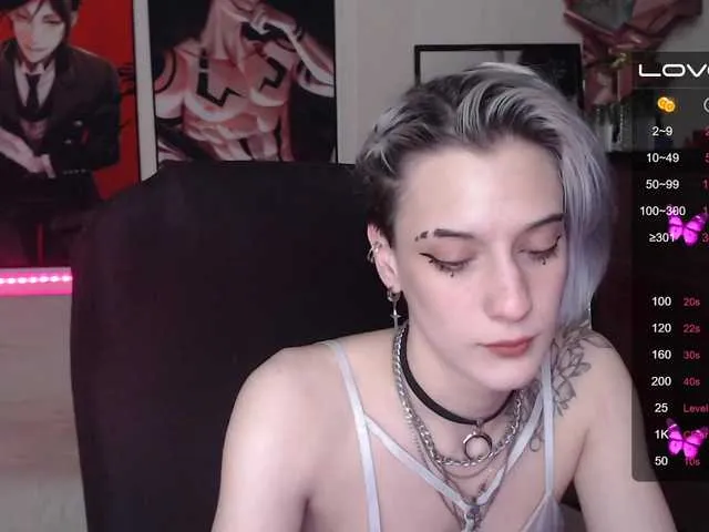 Live sex webcam photo for HottiDevil #277808967