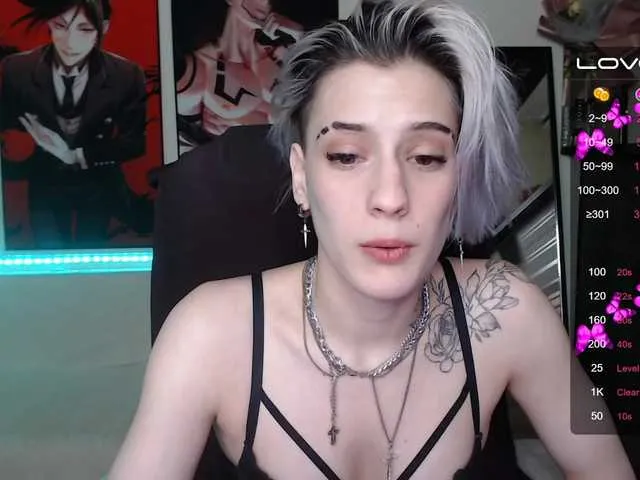 Live sex webcam photo for HottiDevil #277889840