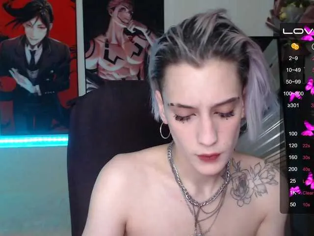 Live sex webcam photo for HottiDevil #277909957