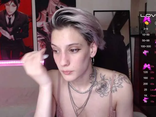 Live sex webcam photo for HottiDevil #278021940