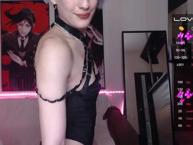 Live sex webcam photo for HottiDevil #288617510