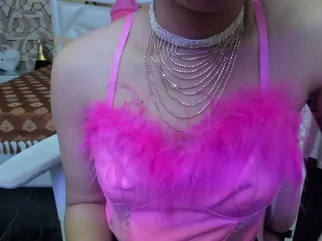 Live sex webcam photo for Hottica #277140328