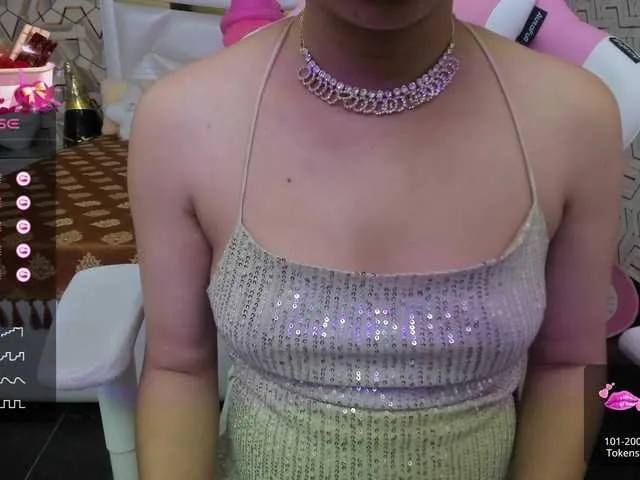 Live sex webcam photo for Hottica #277271393