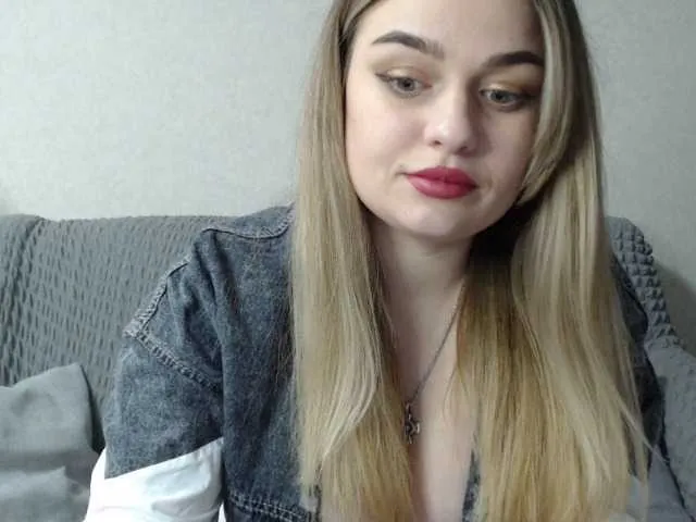 Live sex webcam photo for Hotty-Di #272452909