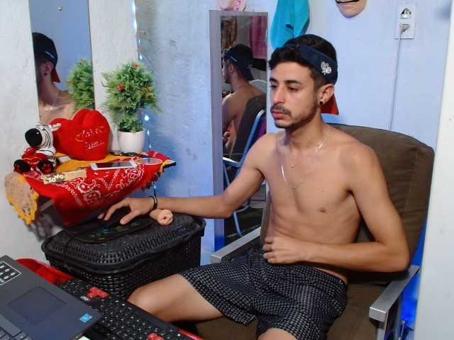 Live sex webcam photo for HouseBali #275949675