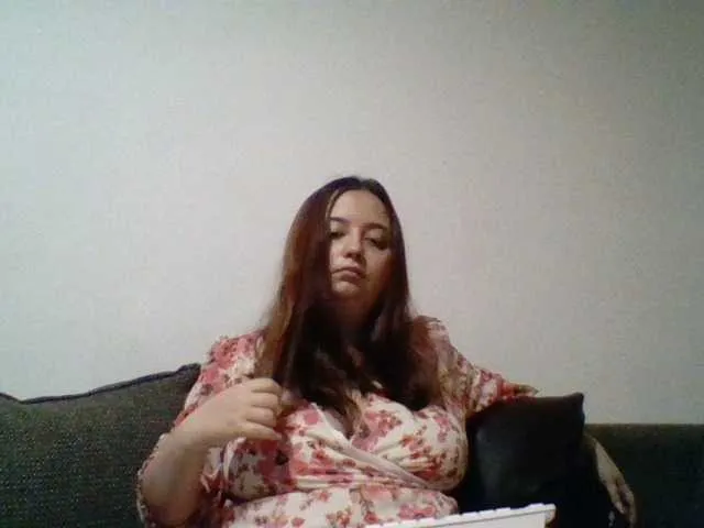 Live sex webcam photo for HrafnaDotta99 #275633574