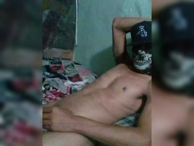 Live sex webcam photo for Huesos6665 #278306265