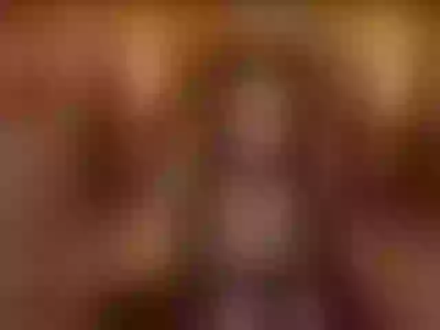 Live sex webcam photo for HugeCockSelena #291150255
