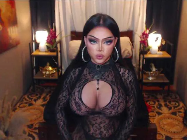 Live sex webcam photo for HugeCockSelena #291231221