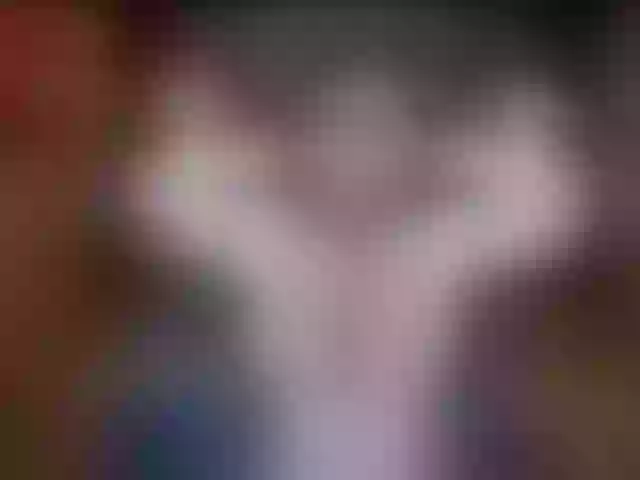 Live sex webcam photo for HugeCockSelena #291321650