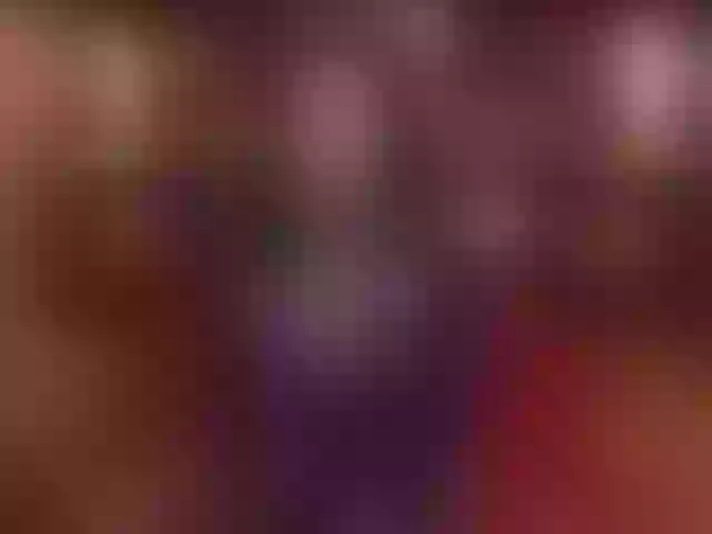 Live sex webcam photo for HugeCockSelena #292095196