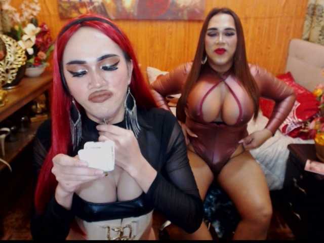 Live sex webcam photo for HugeCockduos #278178467