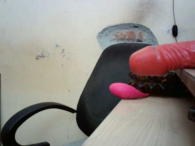 Live sex webcam photo for HugeFanny #291981878